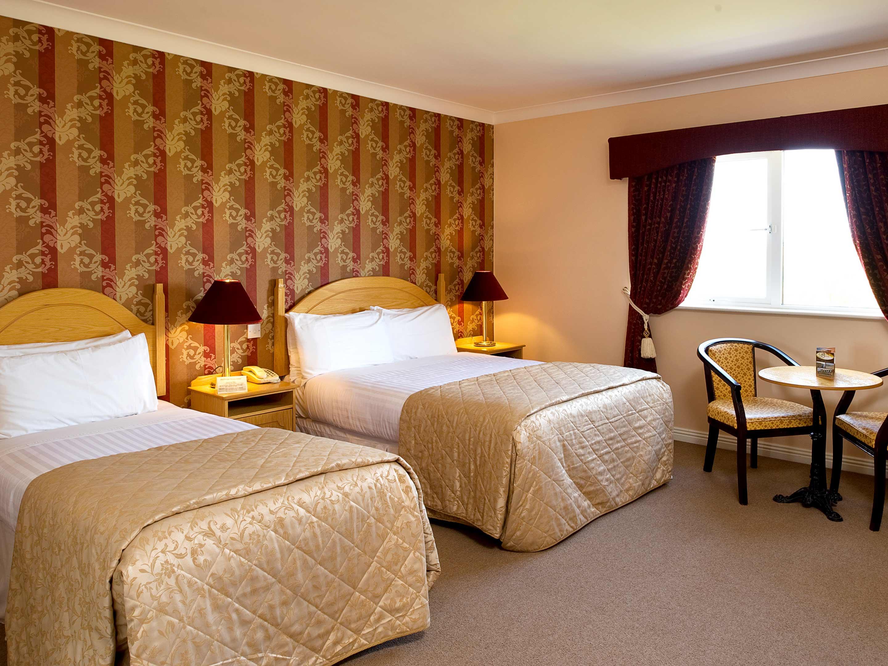 贝尔布里奇酒店（Bellbridge House Hotel）Milltown Malbay